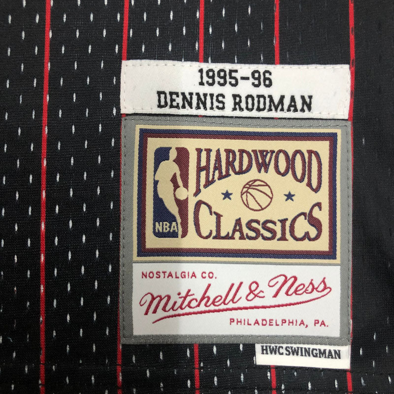 Regata Chicago Bulls Retrô Mitchell & Ness 1995/1996 Dennis Rodman - Preta