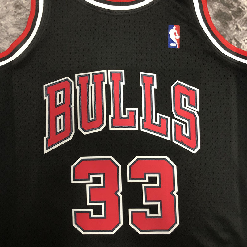 Regata Chicago Bulls Retrô Mitchell & Ness 1997/1998 Scottie Pippen - Preta