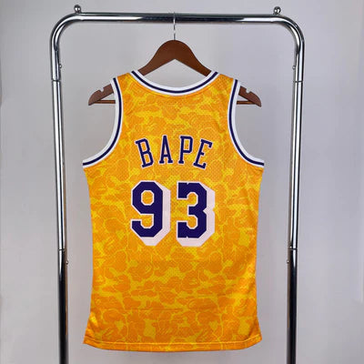 Regata NBA BAPE x Lakers Mitchell & Ness - Amarela