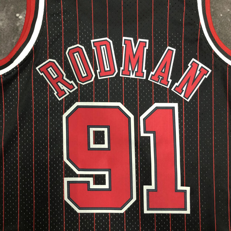 Regata Chicago Bulls Retrô Mitchell & Ness 1995/1996 Dennis Rodman - Preta