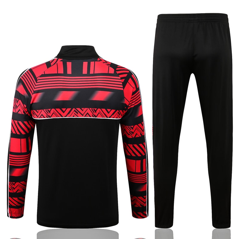 Conjunto Milan 2022/23