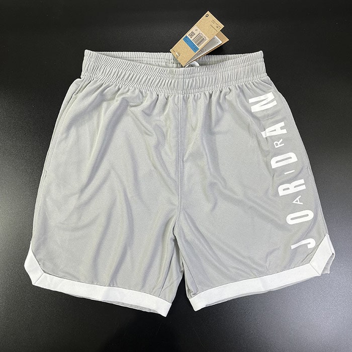 (PROMOÇÃO) 3 Shorts Jordan Air + Frete grátis