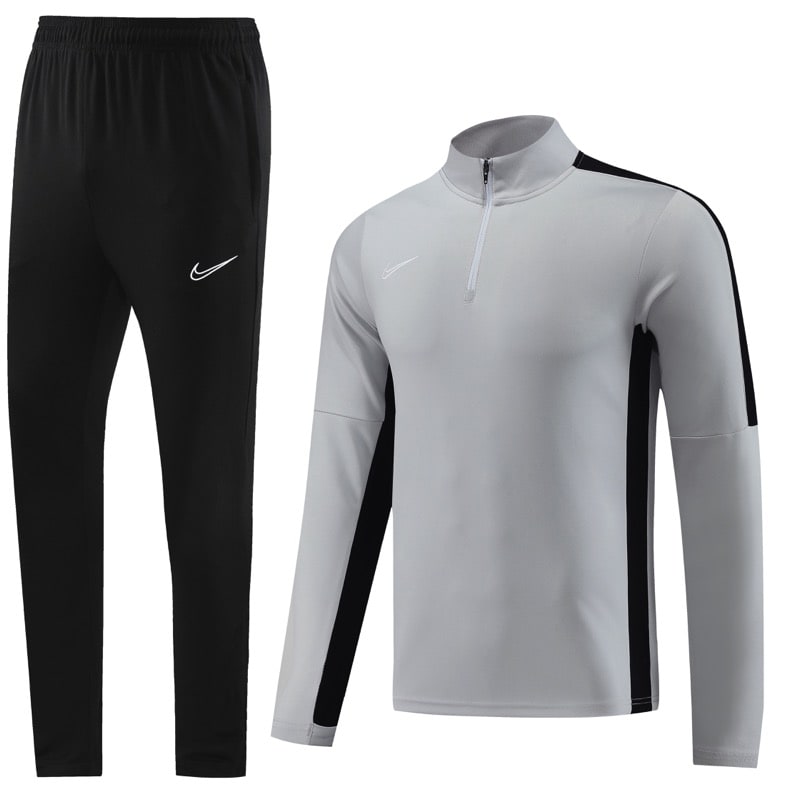 Conjunto treino Nike - Cinza