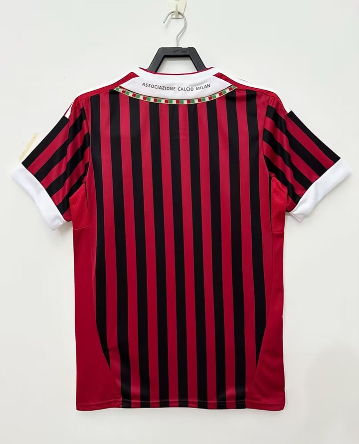 Camisa Retrô AC Milan 11/12 Home