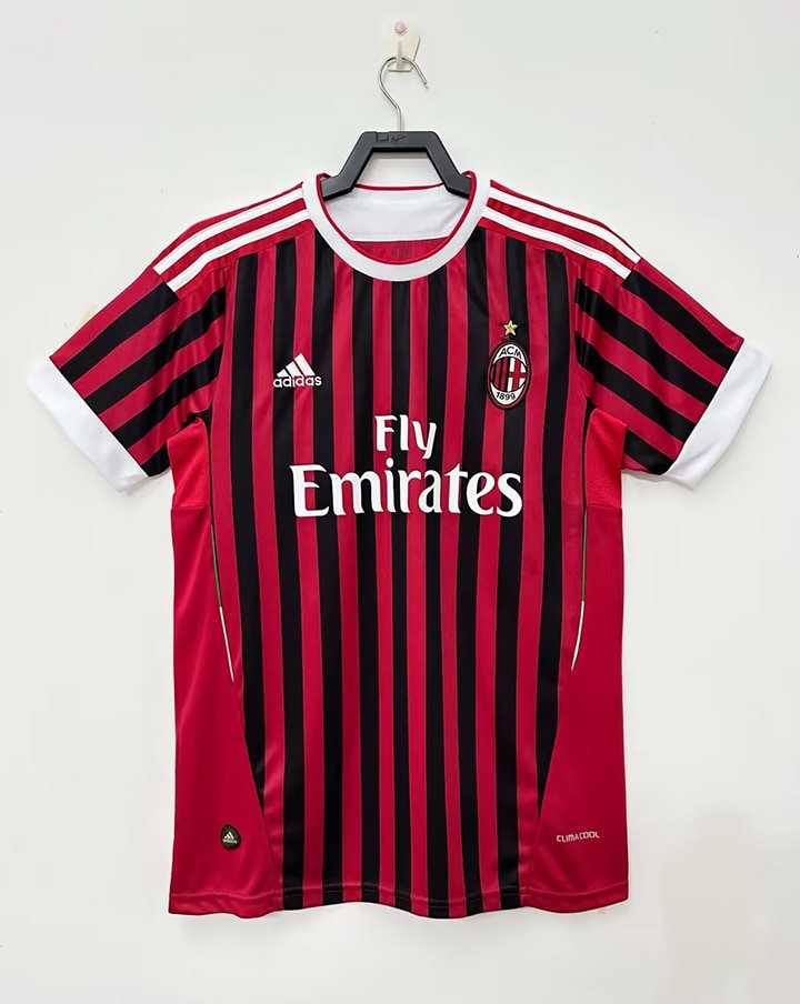 Camisa Retrô AC Milan 11/12 Home