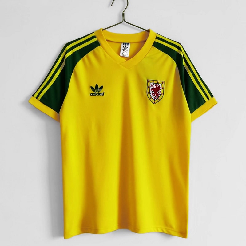 Camisa Retrô País de Gales 1982 Away