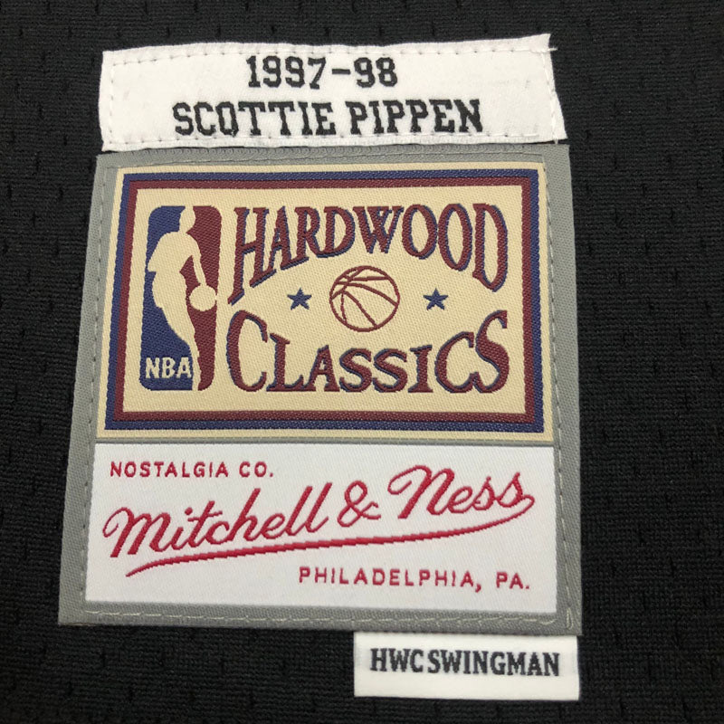 Regata Chicago Bulls Retrô Mitchell & Ness 1997/1998 Scottie Pippen - Preta