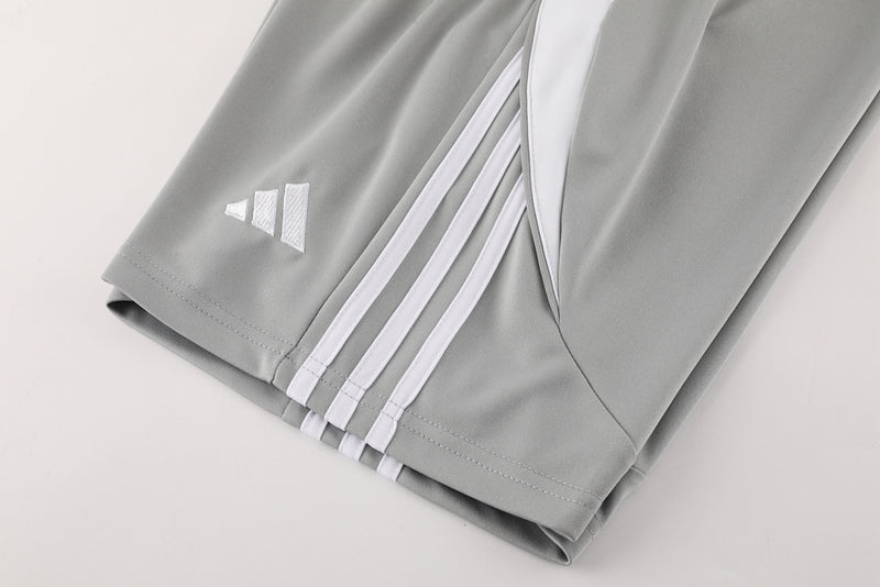 Kit Adidas - Cinza