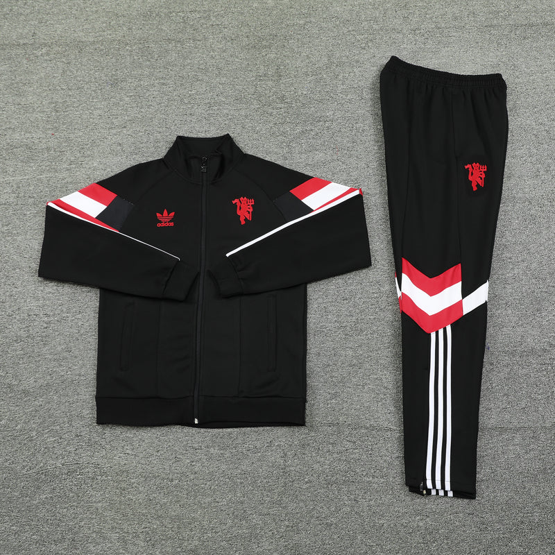 Conjunto Manchester United 2024/25