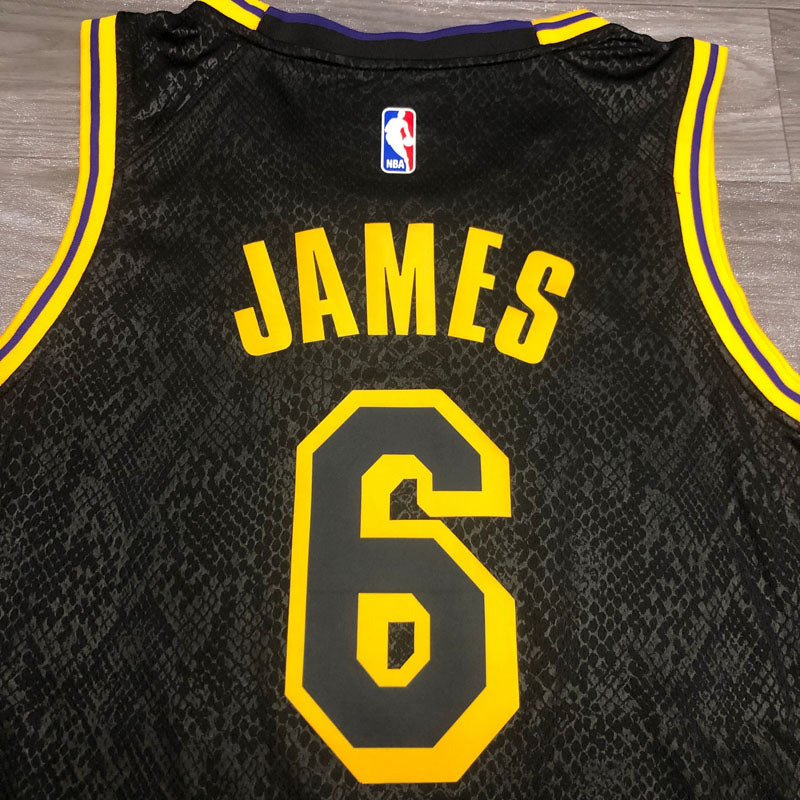 Regata NBA Los Angeles Lakers Black Mamba LeBron James 6 - Preta