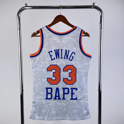 Regata NBA BAPE x New York Knicks Mitchell & Ness - Cinza