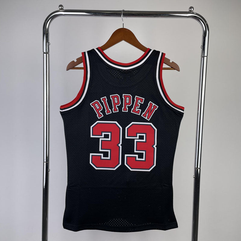 Regata Chicago Bulls Retrô Mitchell & Ness 1997/1998 Scottie Pippen - Preta