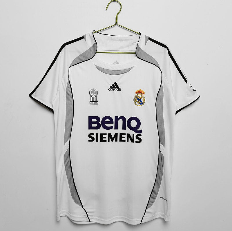 Camisa Retrô Real Madrid 2006/07 Home